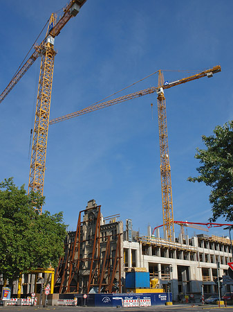 Baustelle auf der Kreuzung Komödienstraße Tunisstraße Fotos