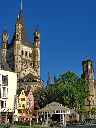 Groß St Martin hinter Fischmarkt Foto 