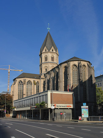 St Andreas mit Komödienstraße Fotos