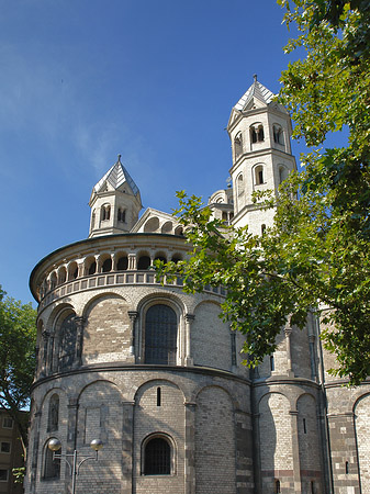 Fotos Seitentürme und Westturm der St Aposteln