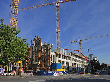 Foto Baustelle auf der Kreuzung Komödienstraße Tunisstraße - Köln