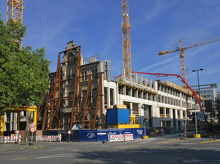 Baustelle auf der Kreuzung Komödienstraße Tunisstraße Foto 