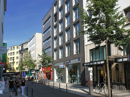 Laeden auf der Breiten Straße Foto 