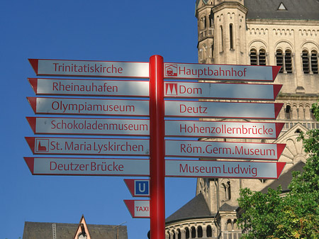 Foto Schild vor Groß St.Martin