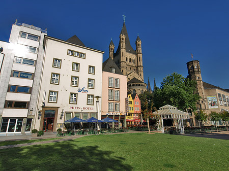 Foto Groß St Martin hinter Fischmarkt - Köln