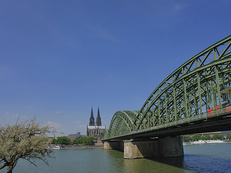 Foto Hohenzollernbrücke am Kölner Dom - Köln