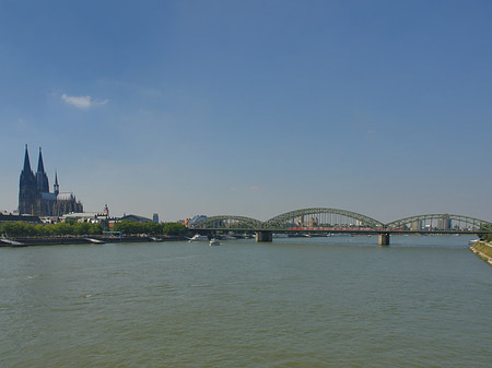 Hohenzollernbrücke am Kölner Dom