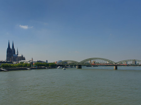 Foto Hohenzollernbrücke am Kölner Dom - Köln