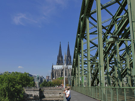 Foto Hohenzollernbrücke beim Kölner Dom