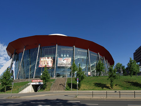 Kölnarena auf Gummersbacher Straße