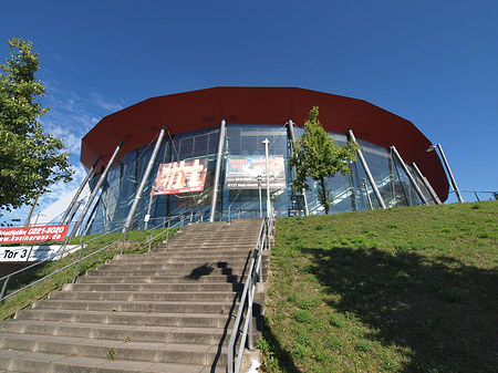 Kölnarena auf der Treppe Fotos