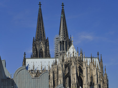 Foto Dächer vor dem Kölner Dom