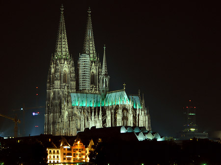 Kölner Dom bei Nacht Fotos