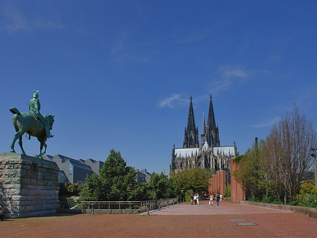 Weg zum Kölner Dom Foto 