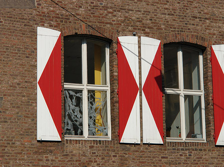 Fenster des Kölnischen Stadtmuseums Foto 