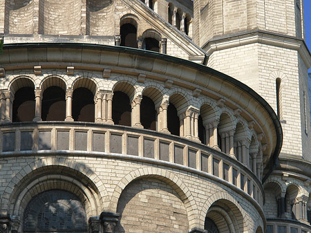 Foto Kirchturmspitze der St Aposteln - Köln