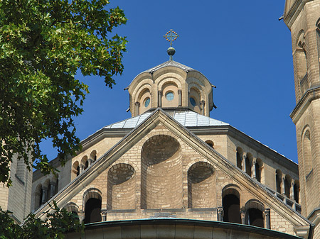 Kirchturmspitze der St Aposteln