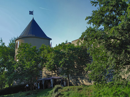 Foto Stadtmauer und Sachsenturm am Sachsenring - Köln